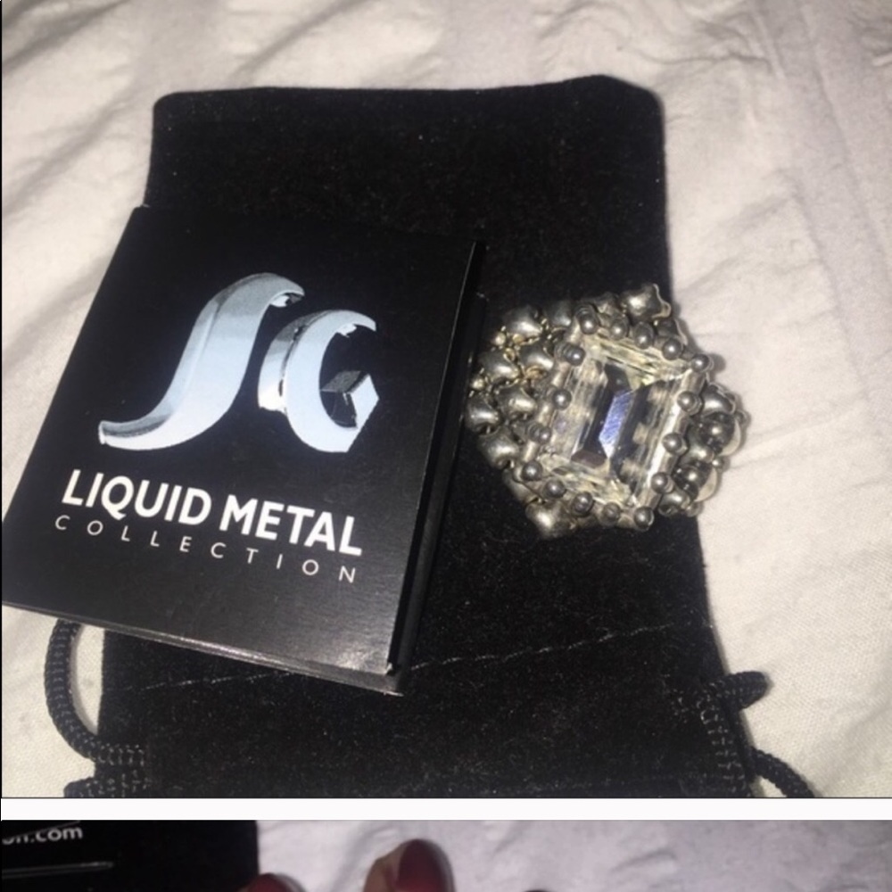 Sergio Gutierrez rings